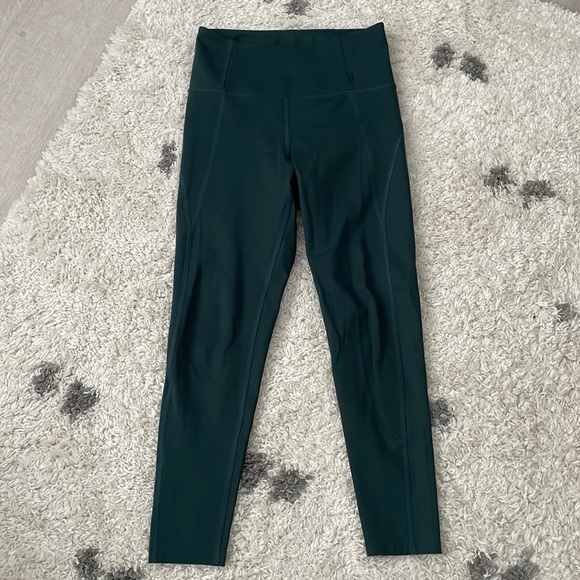 Girlfriend Collective Workout Set - Picture 4 of 7